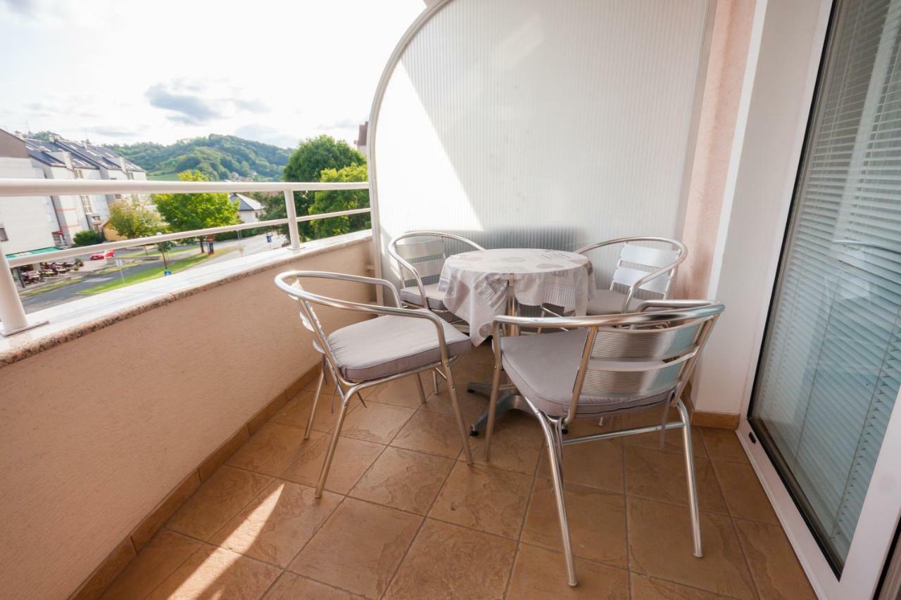 Apartmani Strsoglavec Krapinske Toplice Exteriér fotografie